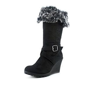 XOXO Women's Olivia Wedge Snow Boots